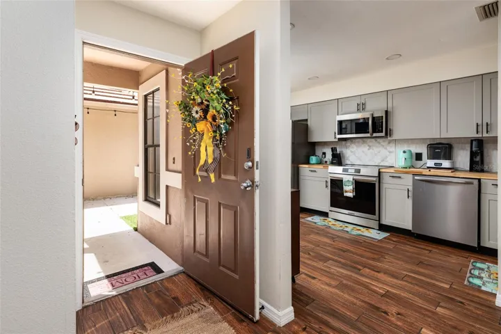 entrance to kitchen from front door
