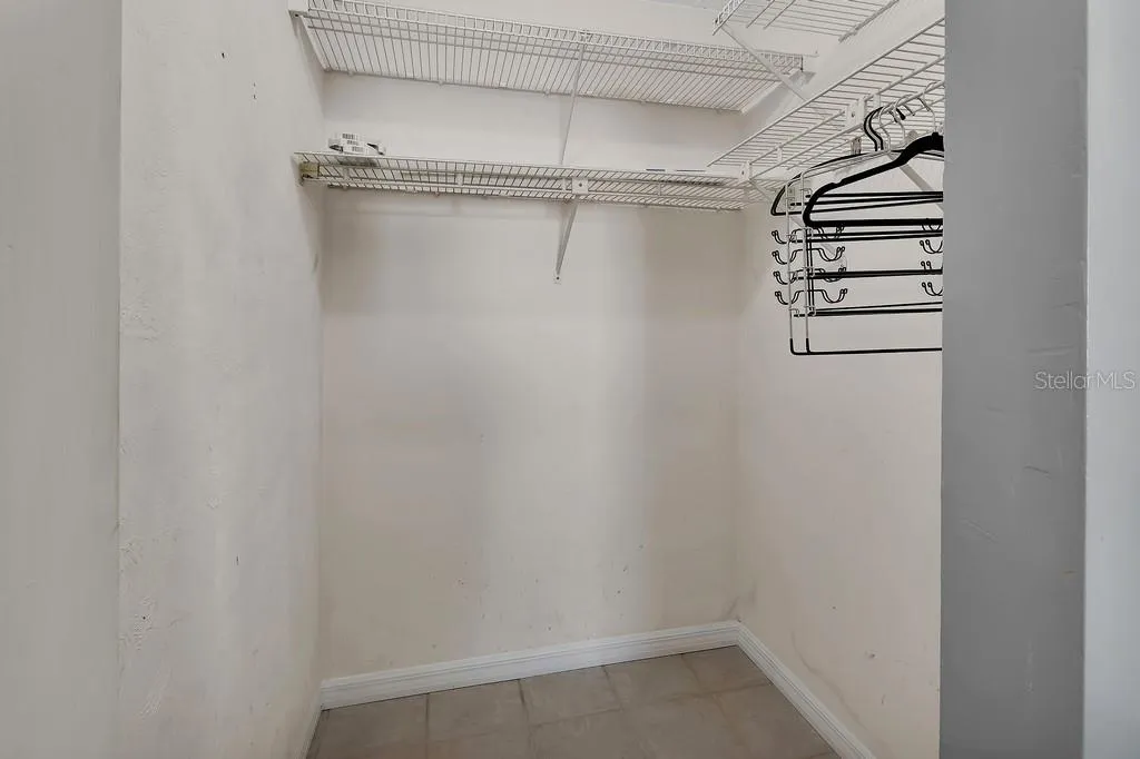 Walk in Closet