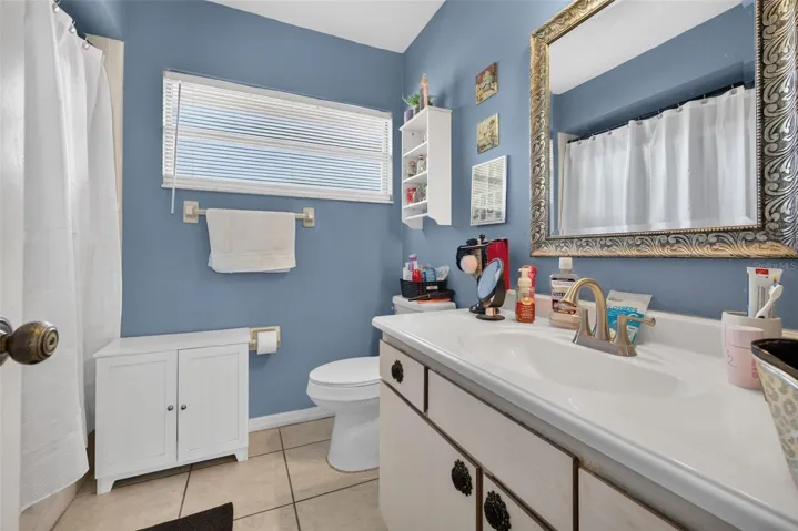 2nd Bathroom