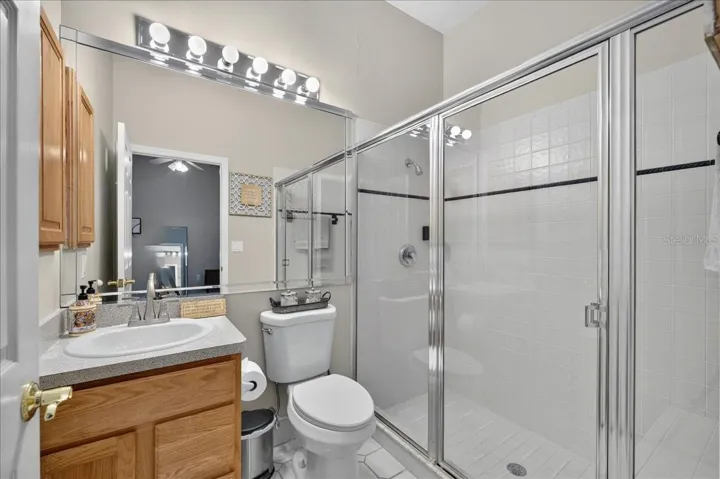 4th bedroom en-suite