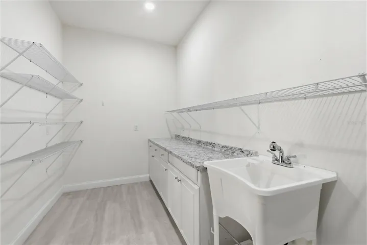 Walk-in pantry with Laundry Room