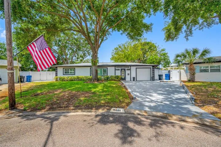Block home on quiet Cul-de Sac