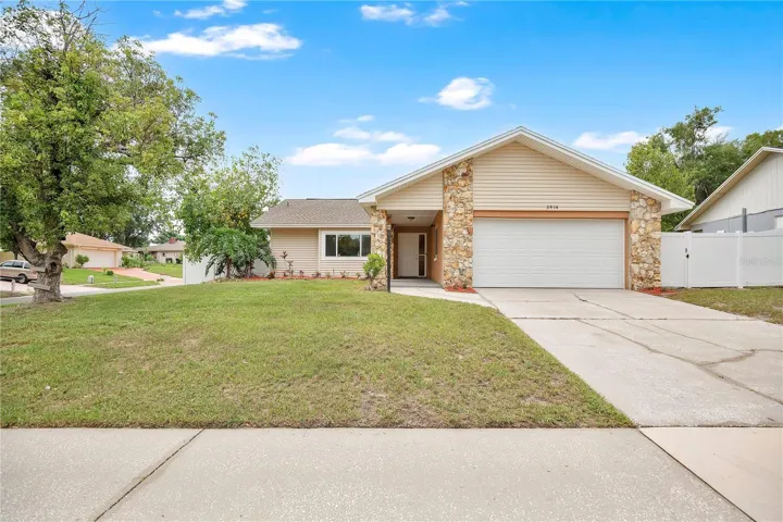 3914 Foothills Dr.
