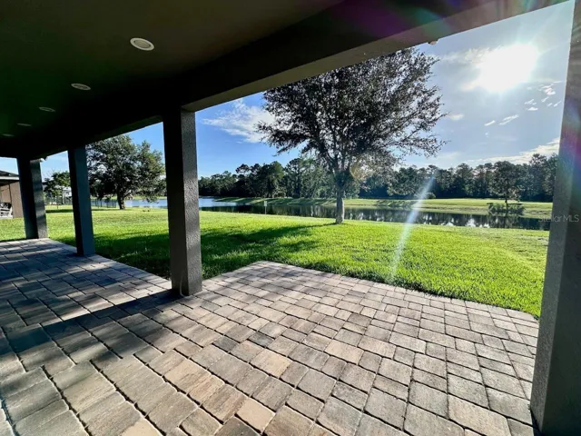 LANAI/REAR PORCH