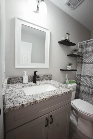 2nd bathroom