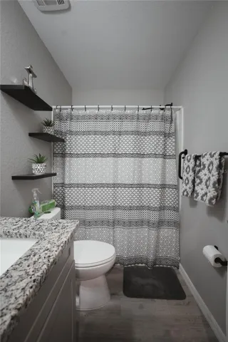 2nd bathroom