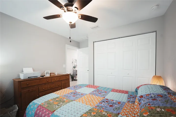 2nd bedroom