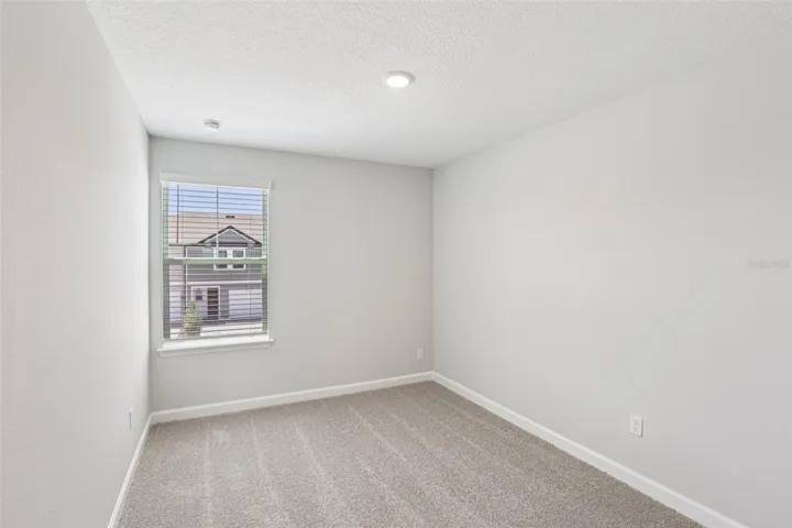 Representative images and renderings are for illustrative purposes. Actual structural options and design finishes of home may vary.