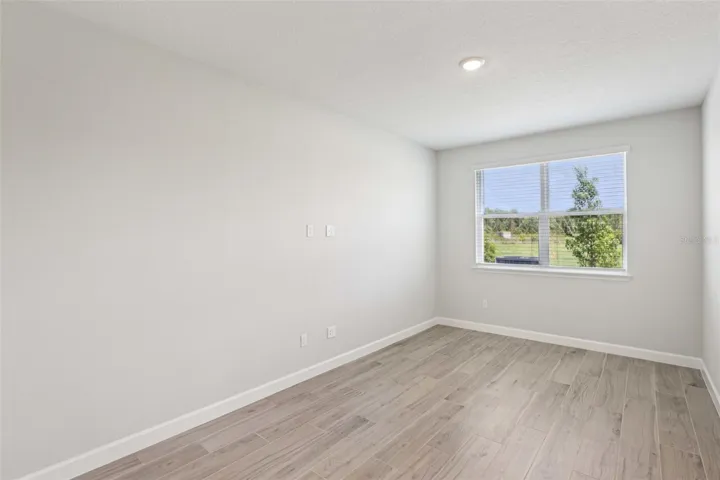 Representative images and renderings are for illustrative purposes. Actual structural options and design finishes of home may vary.