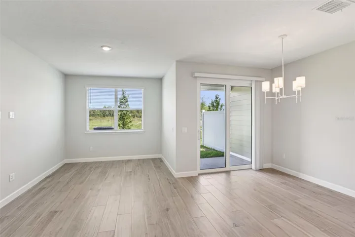 Representative images and renderings are for illustrative purposes. Actual structural options and design finishes of home may vary.