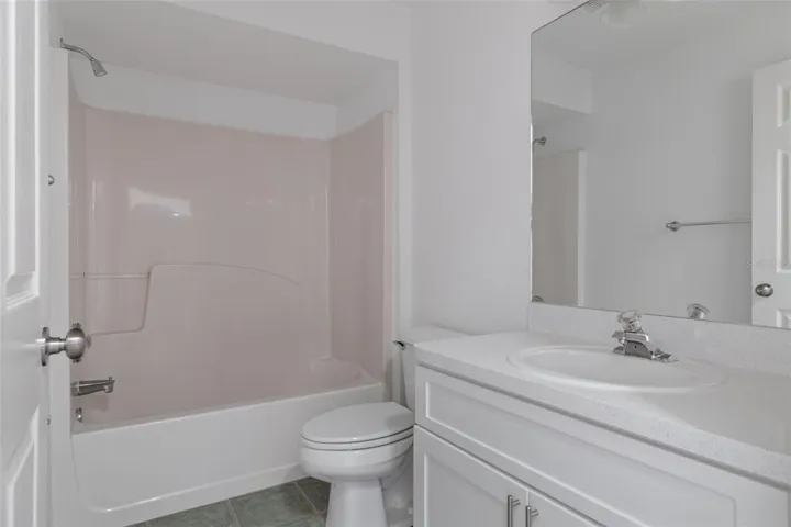 2nd Bathroom