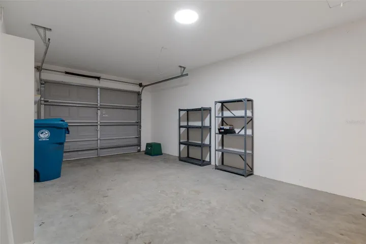 1 Car Garage
