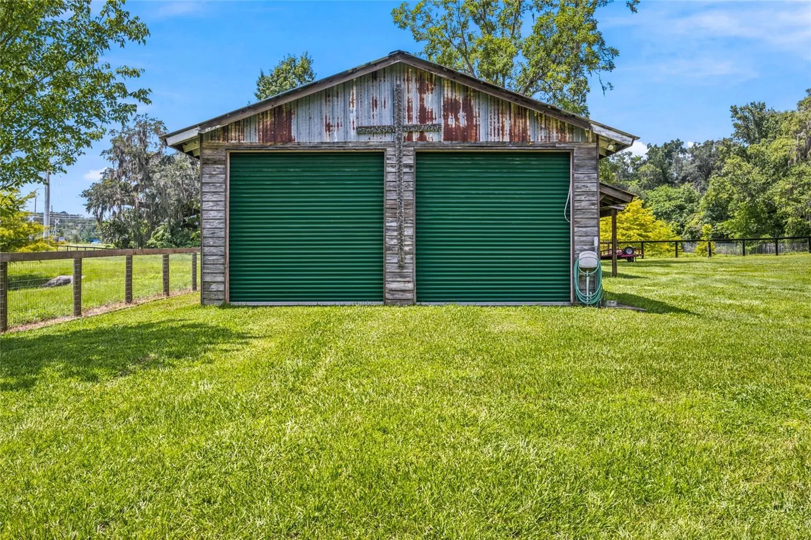 Barn