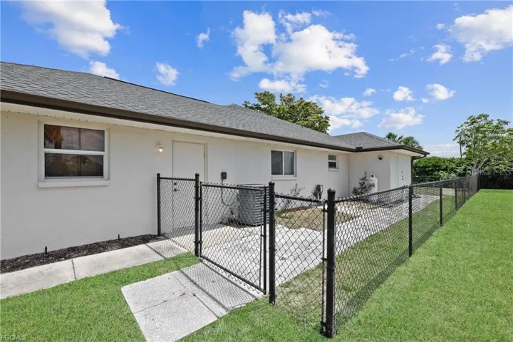 Side door to garage/storage