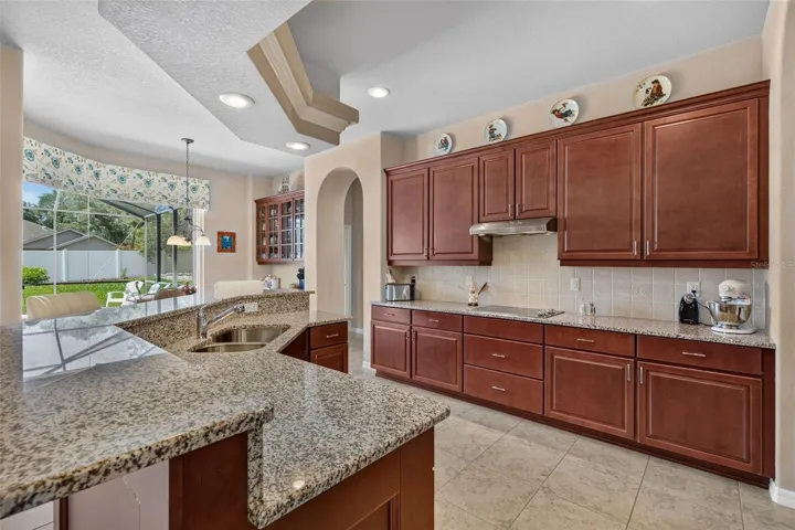 Soft Close Wood Cabinets & Granite Counters
