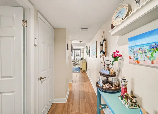 Foyer - Home is completely furnished.