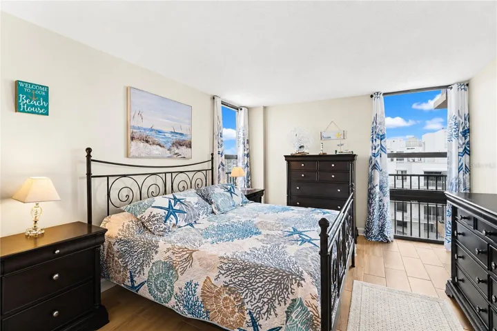 Primary suite has ocean and intra-coastal views.