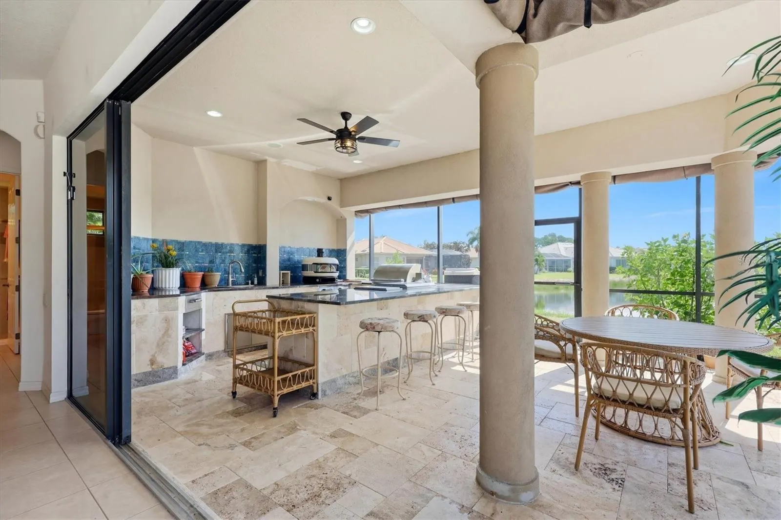 Outdoor Kitchen