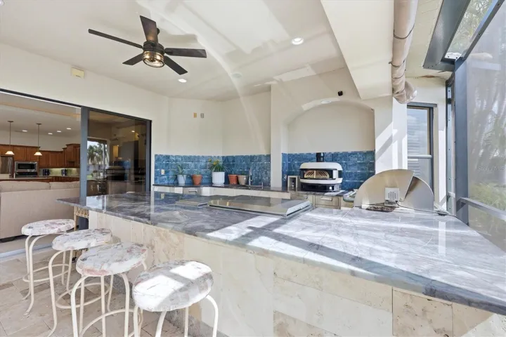 Outdoor Kitchen