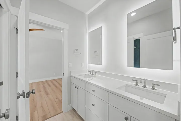 Jack and Jill Bath