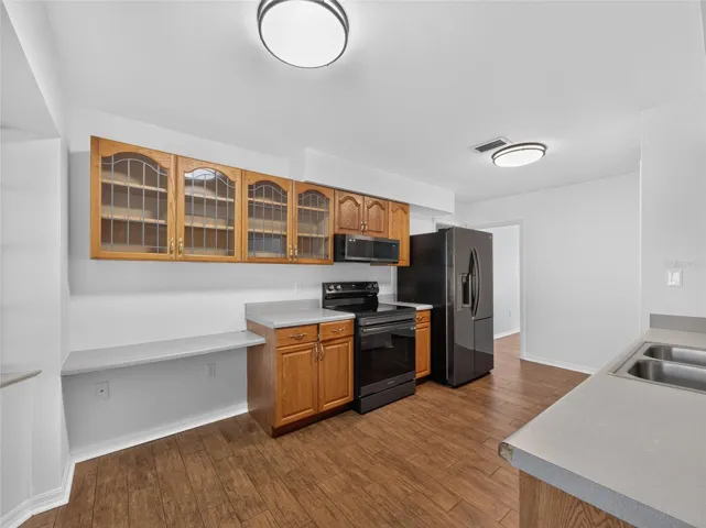 Built-in Desk in the Kitchen