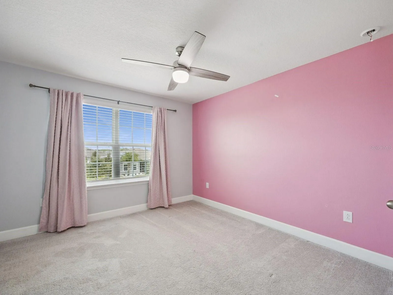 Bedroom 3 (02)