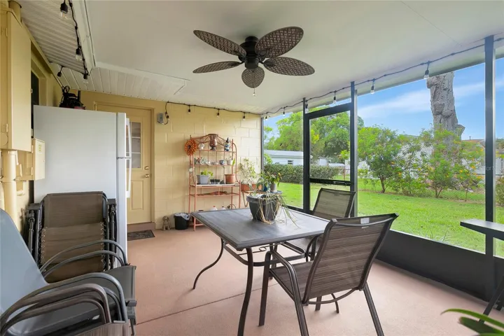 screened porch