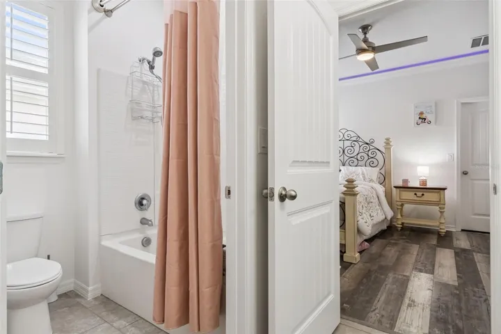 Jack & Jill Guest Bathroom