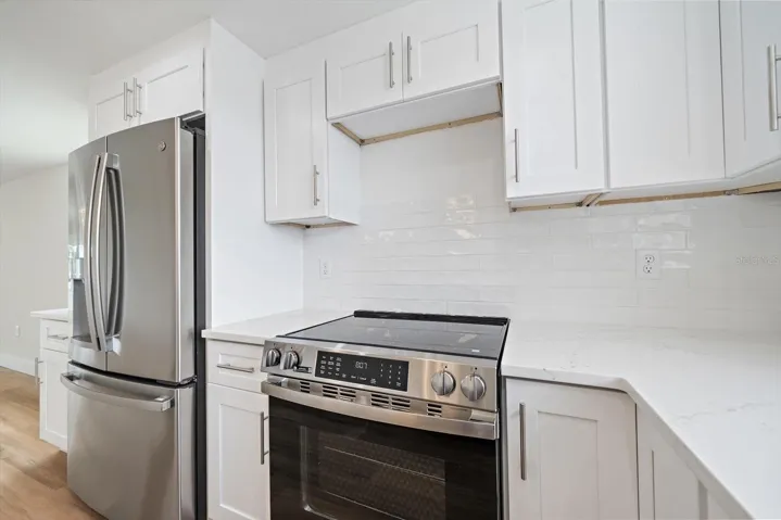 Kitchen - all new appliances