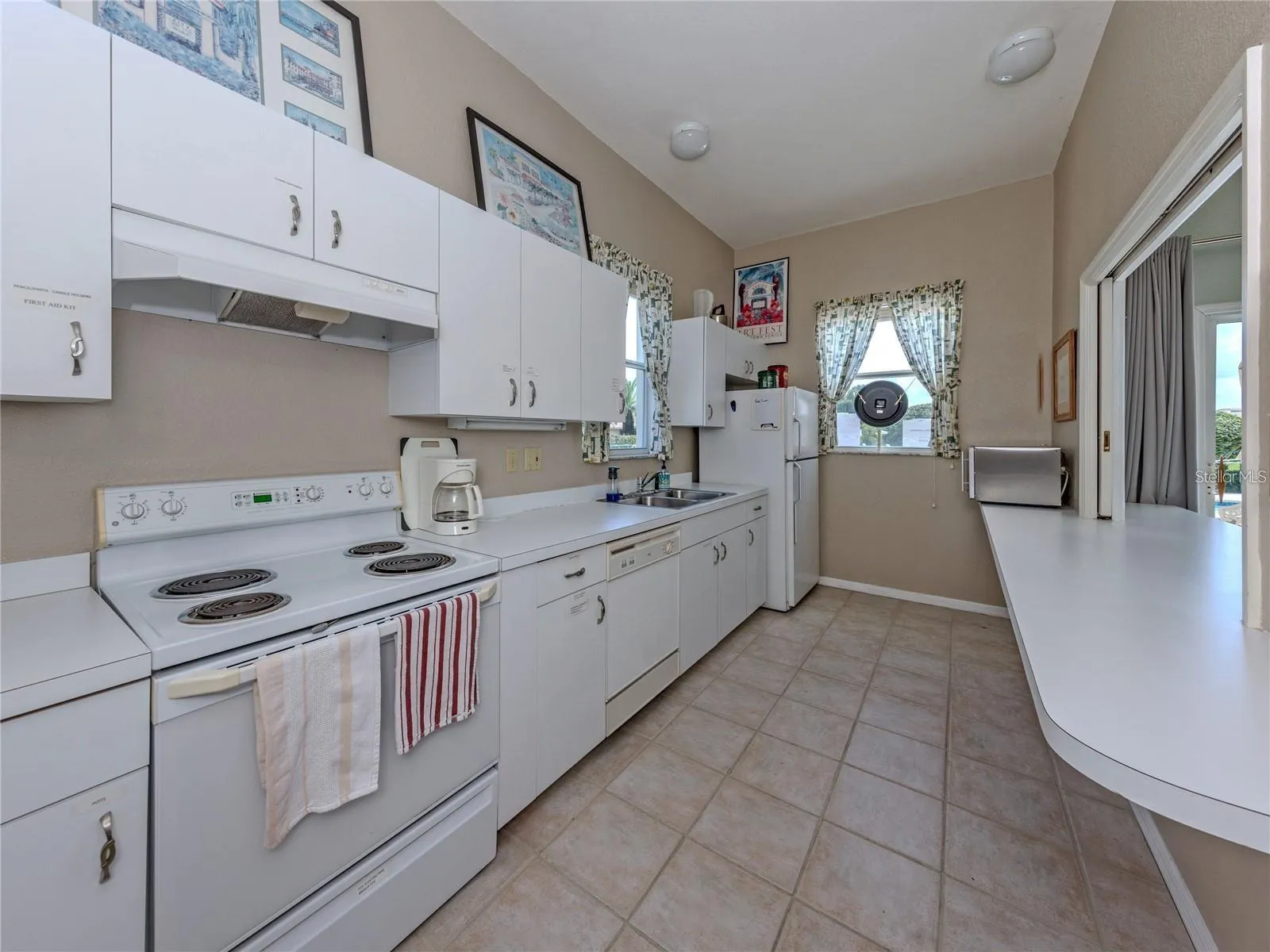 Clubhouse Kitchen