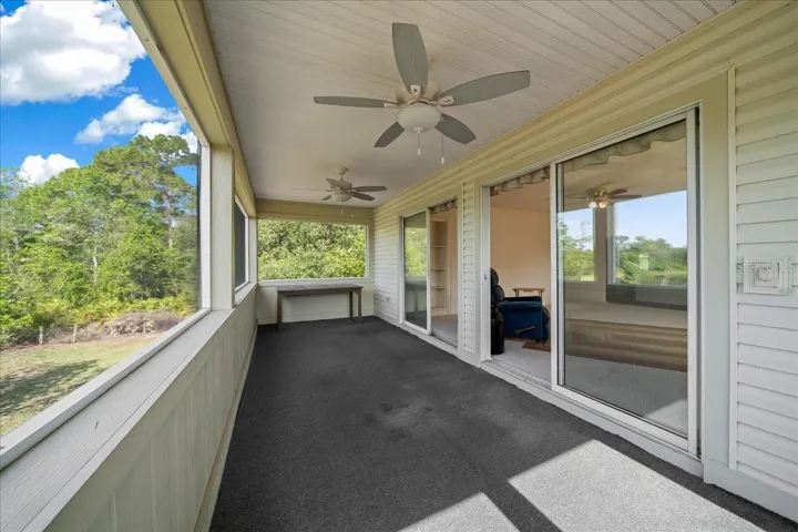 upstairs balcony/screen room
