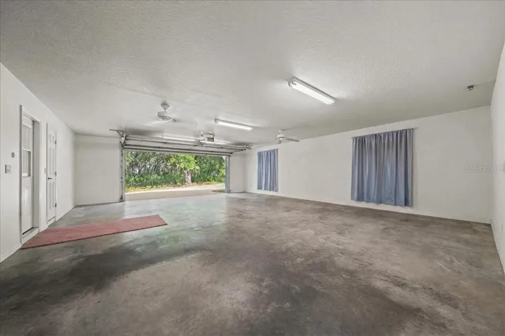garage