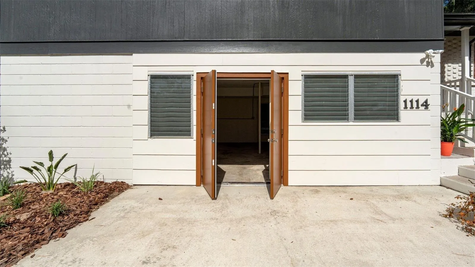 Entrance to closed in garage