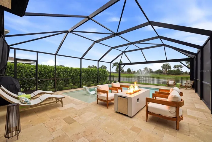 CUSTOM POOL