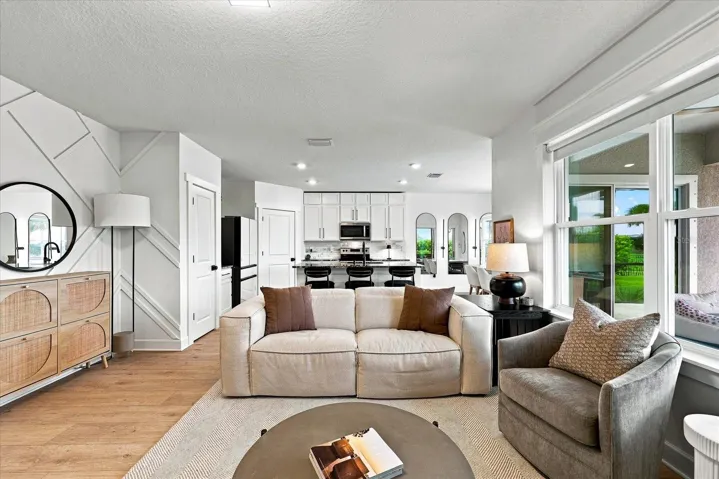 ACCENT WALL FEATURE