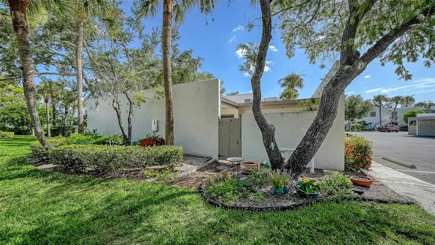 Courtyard door - close proximity to parking.