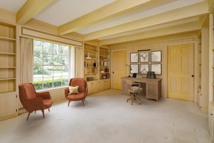 Den/Library virtual staged
