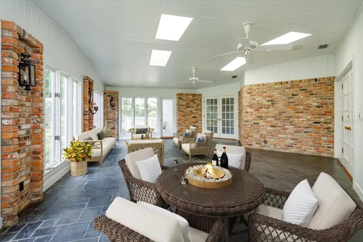 Florida Room virtual staged