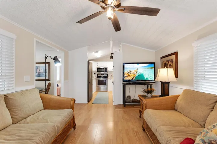Laminate flooring throughout! Move in ready!