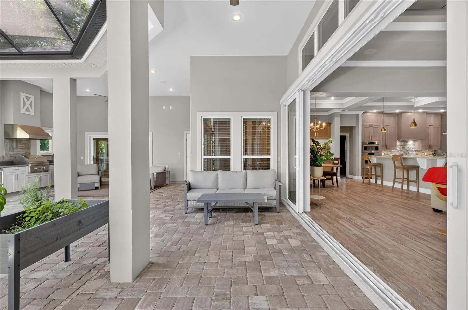 covered lanai area outside family room