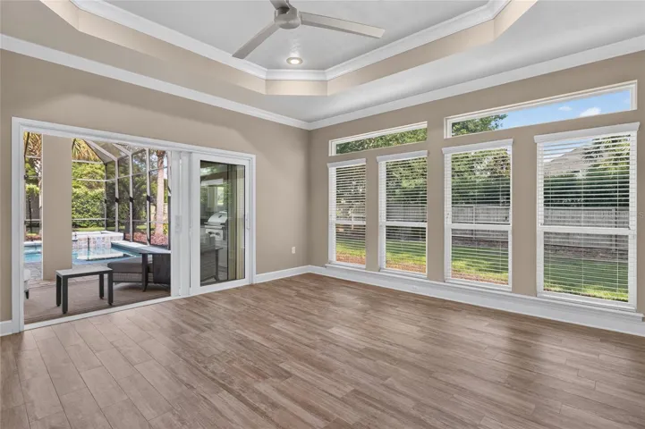 5th guest bedroom or bonus room w/lanai access