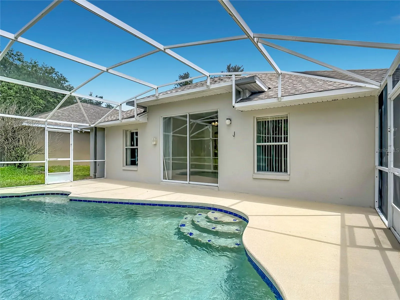 Pool deck