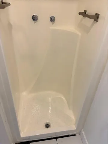 Guest Walk-In Shower