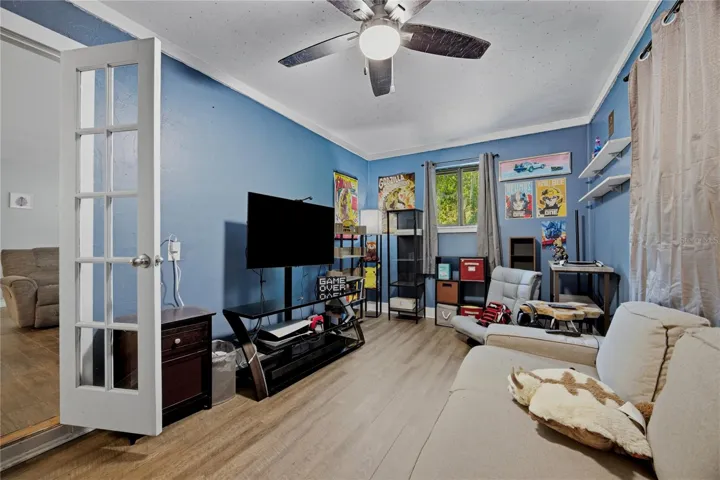 Bedroom 2 / Flex space