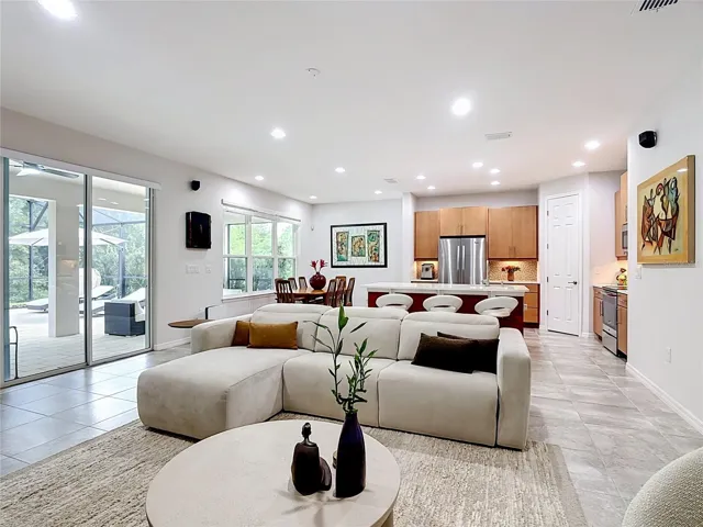 Large Great Room. 20