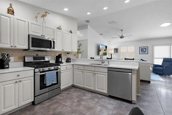 QUARTZ COUNTERS!