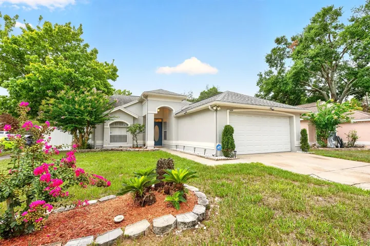 Great value, LOW HOA, and an established Apopka location – this 3-bedroom, 2-bath single-story home in Woodfield Oaks is full of potential for first-time buyers, investors, or anyone looking for a home they can make their own!