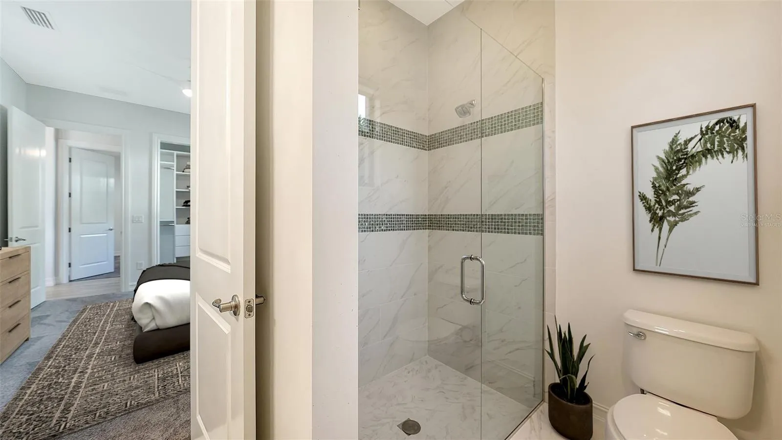 Virtually Staged - Pool Bath &amp; Ensuite to Bedroom 4