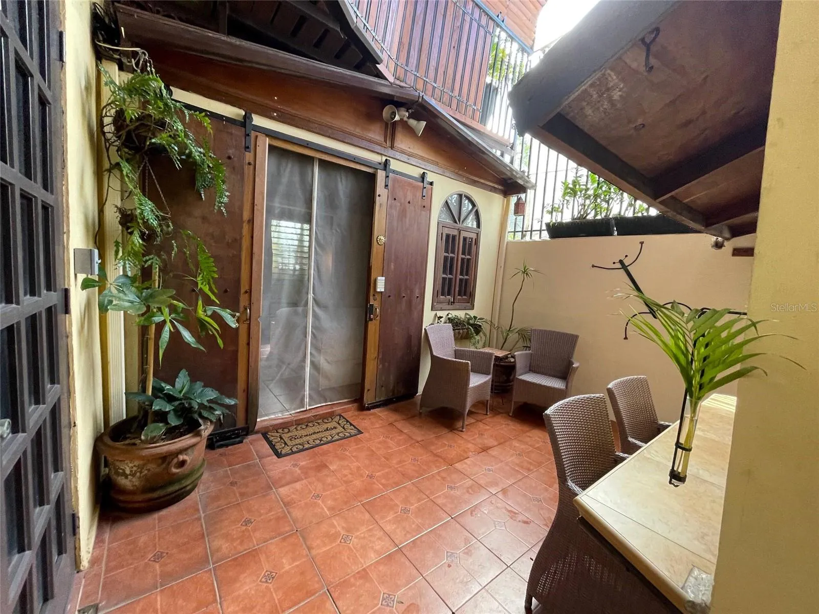 1st Floor Primary Suite or In-Lay Suite with private entrance.