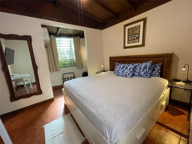 1st Floor Bedroom.